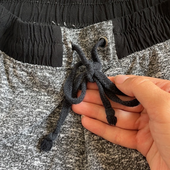 Forever 21 athletic joggers - Picture 5 of 5